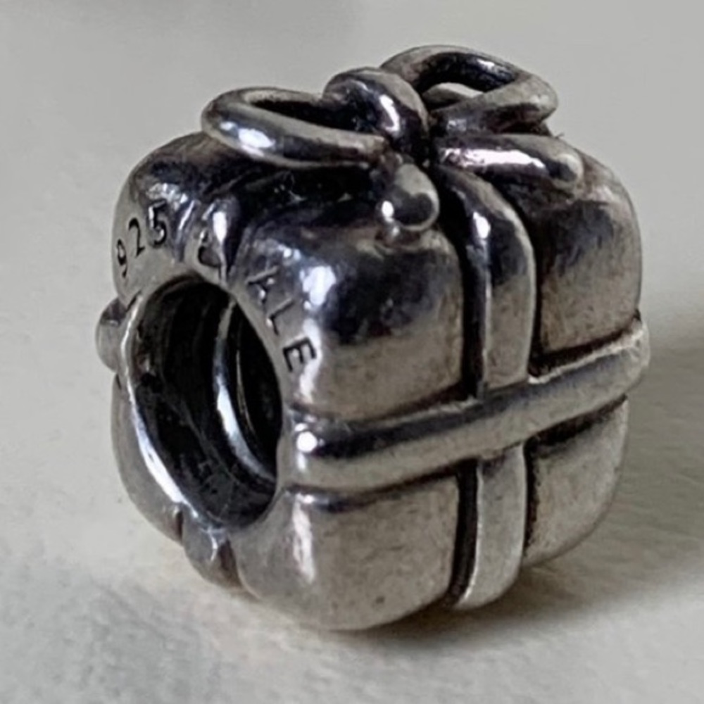 Pandora “Gift Box” Charm- Retired Item